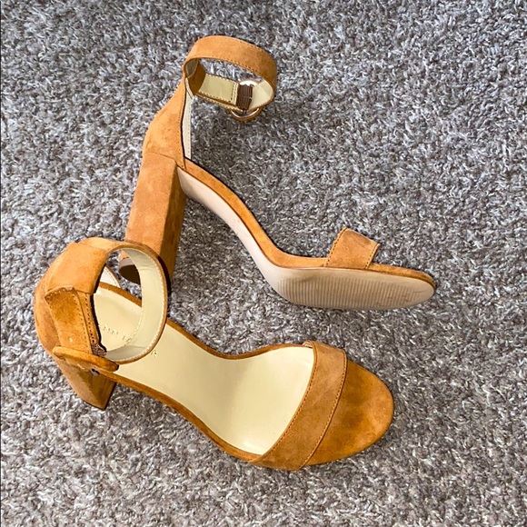 Shoes - Anna Taylor high heels size 5.5